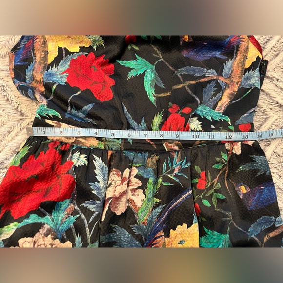 Alice + Olivia Elis Floral-Print Silk Maxi Dress - Picture 14 of 14